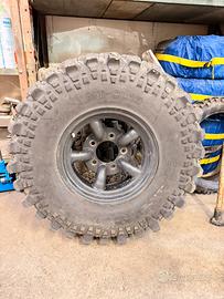Set 5 pneumatici + 4 cerchi  fuoristrada 35”