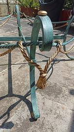 tavolino artigianale bella fattura 