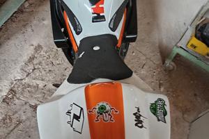 Suzuki GS 750 - 2004