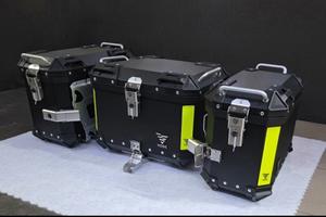 Tris valige VOGE valico