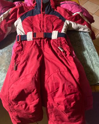 Otto scatole di giochi per bambini