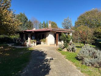 CASA INDIPENDENTE A CAVE