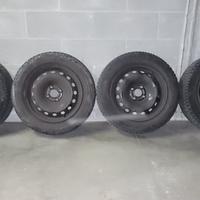 Cerchioni ferro diametro 15" con copricerchi