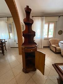Mobile angolare (angoliera classica)