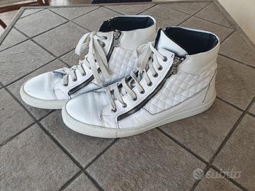 scarpa Bianca modello Steve Madden