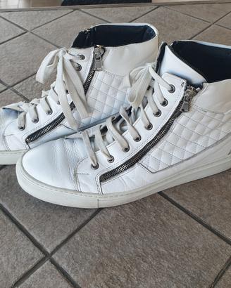 scarpa Bianca modello Steve Madden
