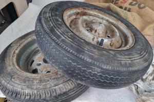 2 Cerchi con ruote per Ape car