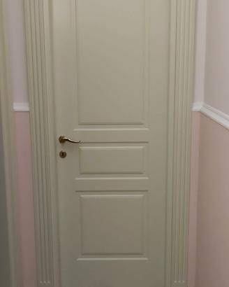 N°2 Porte da interno con capitello 