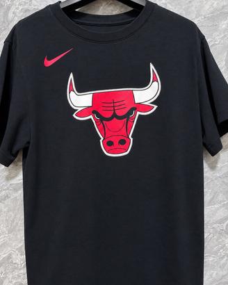 Maglietta chicago bulls nera con logo rosso