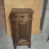 comodino,stile anni 1950,prezzo trattabile.