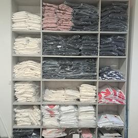 Stok abbigliamento bambini