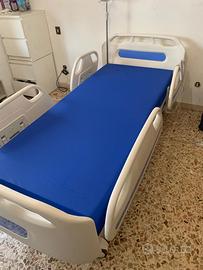 Letto ospedaliero elettrico per uso domestico