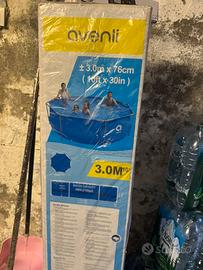 Piscina da esterno nuova