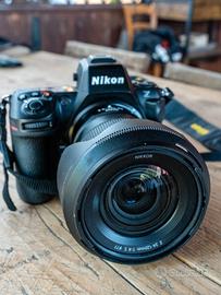 pronta all'uso! Nikon Z8 con Nikkor 24-120 f4