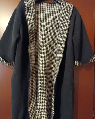 Splendido cappotto nero con interno pied de poul