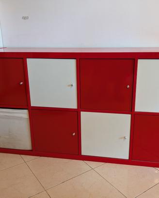 Mobile Ikea Kallax rosso 