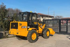 P110 Pala gommata 60 q.li JCB 408
