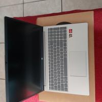 Notebook HP Ryzen 5 15,6"