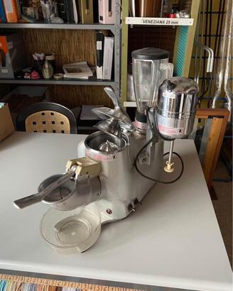 Tritaghiaccio , 4 funzioni