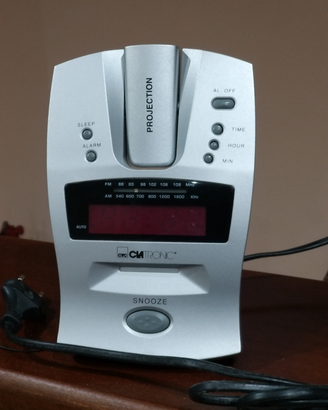 Radiosveglia Clatronic