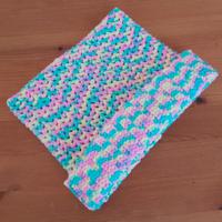 Cappello fatto a mano arcobaleno