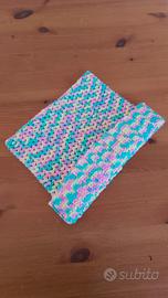 Cappello fatto a mano arcobaleno