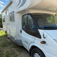 Camper mansardato