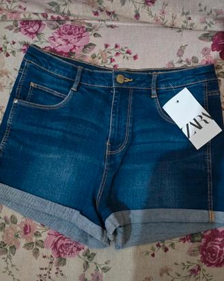 jeans corti ZARA (taglia M)