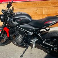 TRIUMPH Trident 660 660