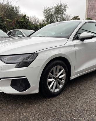 Audi A3 SPB 2.0 TDI Business Advanced
