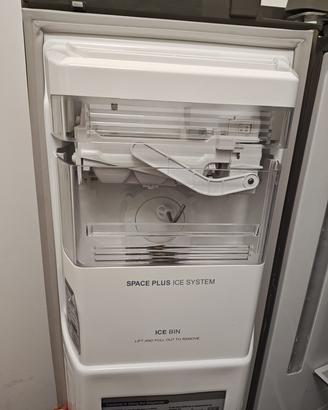 Frigorifero  americano LG Side-by-Side (GUASTO)
