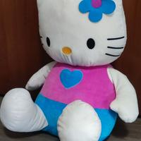 HELLO KITTY PELUCHE