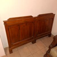 letto antico in legno massiccio