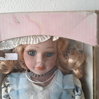 Bambola porcellana- collezione con scatola