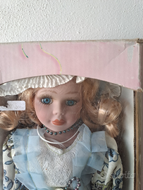 Bambola porcellana- collezione con scatola