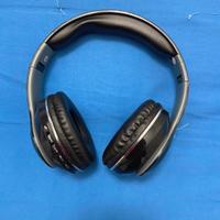 Cuffie bluetooth e con cavo