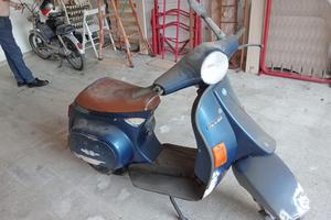 Vespa V anni 90