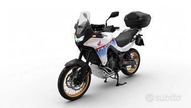 Moto honda transalp 750 - 2025 - 3700 km