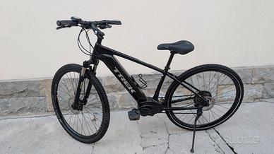 e-bike TREK Dual Sport+ Bosch batteria 500W