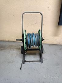 Carrello avvolgitubo