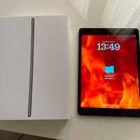 iPad 2019 32gb Grigio siderale