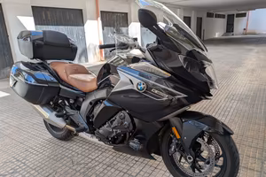 BMW K1600GT OPTION 719 STARDUST (BLU MICALIZZATO)