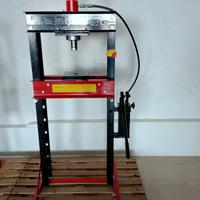 Pressa idraulica 30 Tonnellate 2 velocità