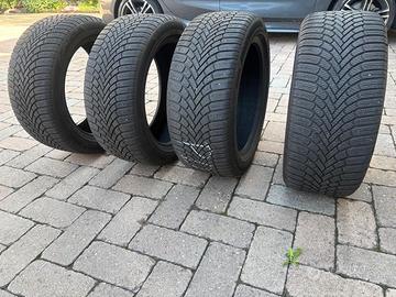 Gomme invernali Bridgestone 245 45 R17