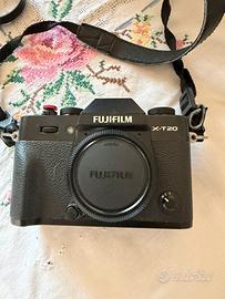 Fujifilm xt-20 completo di obiettivi