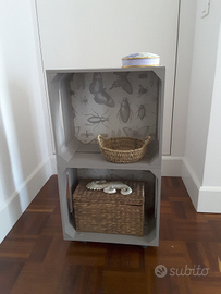 Mobile con ruote stile "shabby chic"