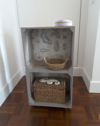 Mobile con ruote stile "shabby chic"