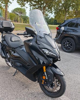 Yamaha TMAX 560 Tech MAX 2024 – 24.138 km – Garanz