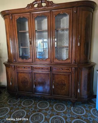 Credenza