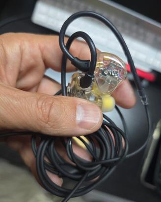 cuffie in ear x vive 